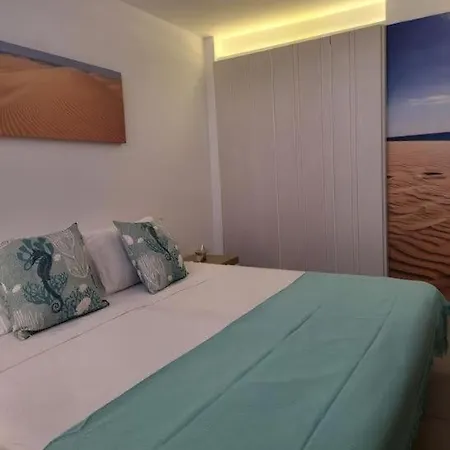 Atico Vistas Dunas Mar Y Piscina Apartment